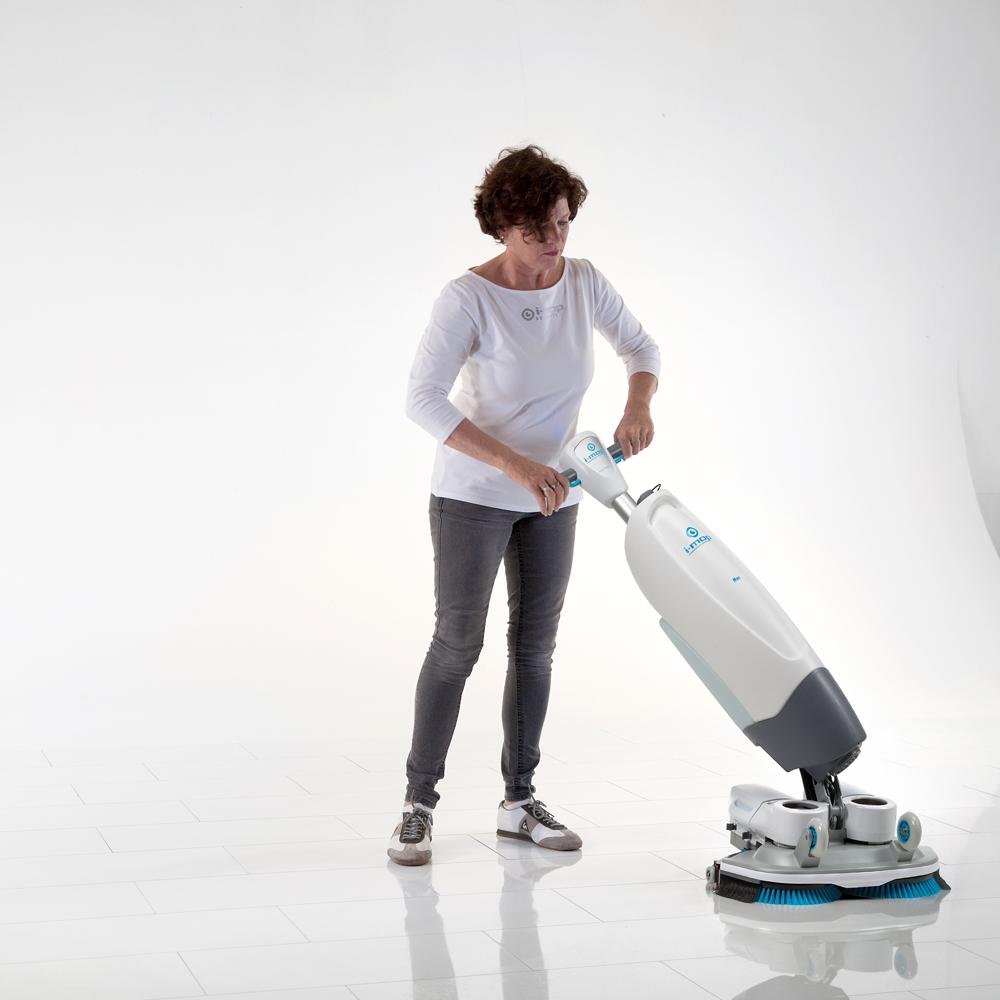 The i-mop XL Scrubber Dryer